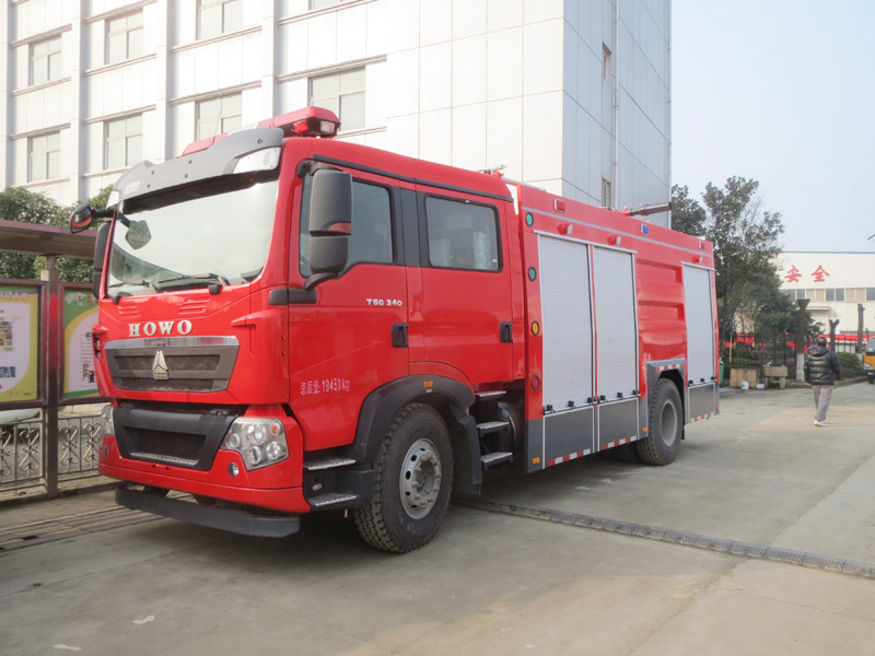 ����HOWO�ɷ�ˮ(li��n)������܇