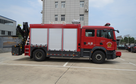 ��MAN�M�ړ��U��Ԯ����܇