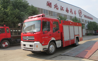 東風(fēng)天錦消防車 東風(fēng)天錦消防車