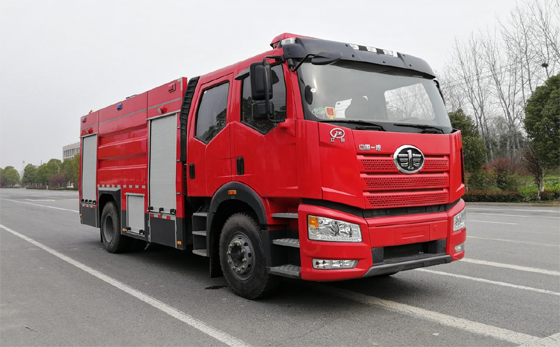 ���8����ĭ<a href='http://billydanny.com/p279.html'>����܇</a>����