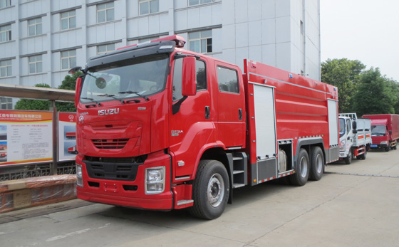 五十鈴16噸泡沫消防車簡(jiǎn)介 五十鈴16噸泡沫消防車簡(jiǎn)介