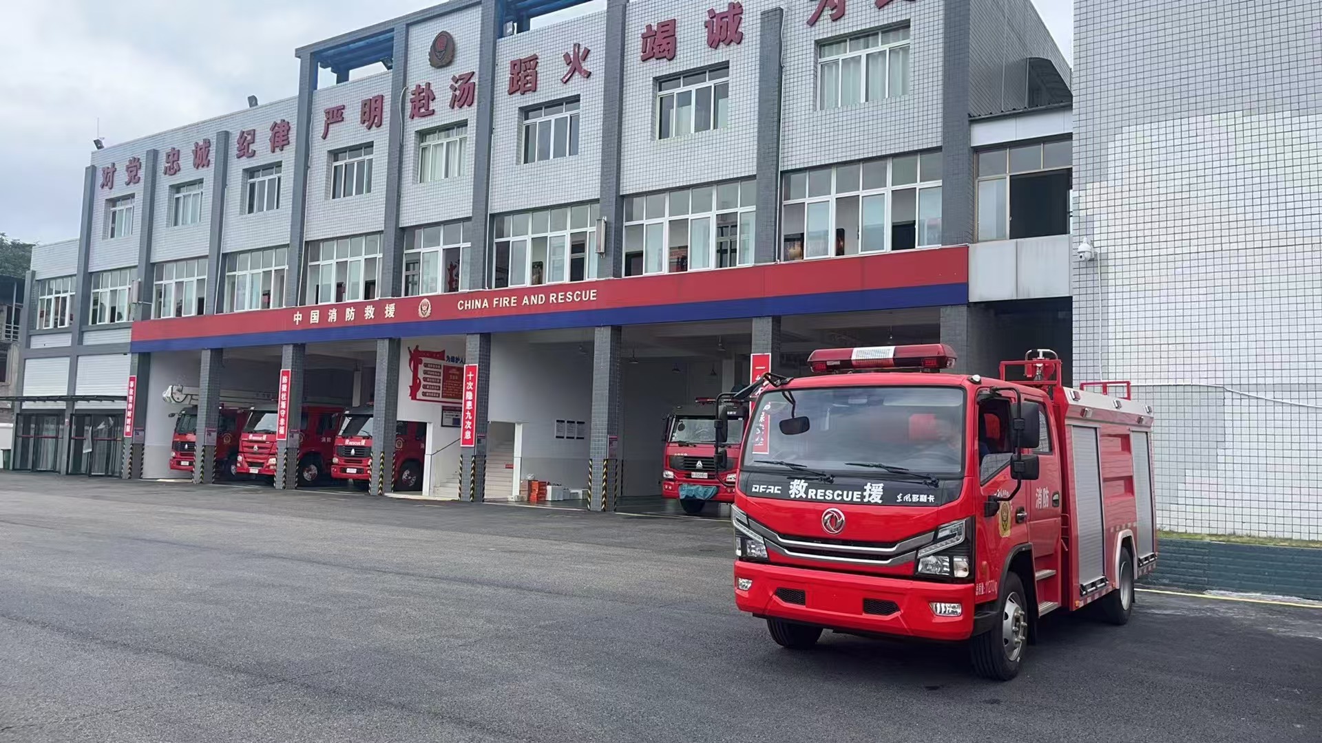 �������ό����طN��܇���޹�˾�|�L(f��ng)5����ĭ����܇��ˮ������܇�ɹ�����